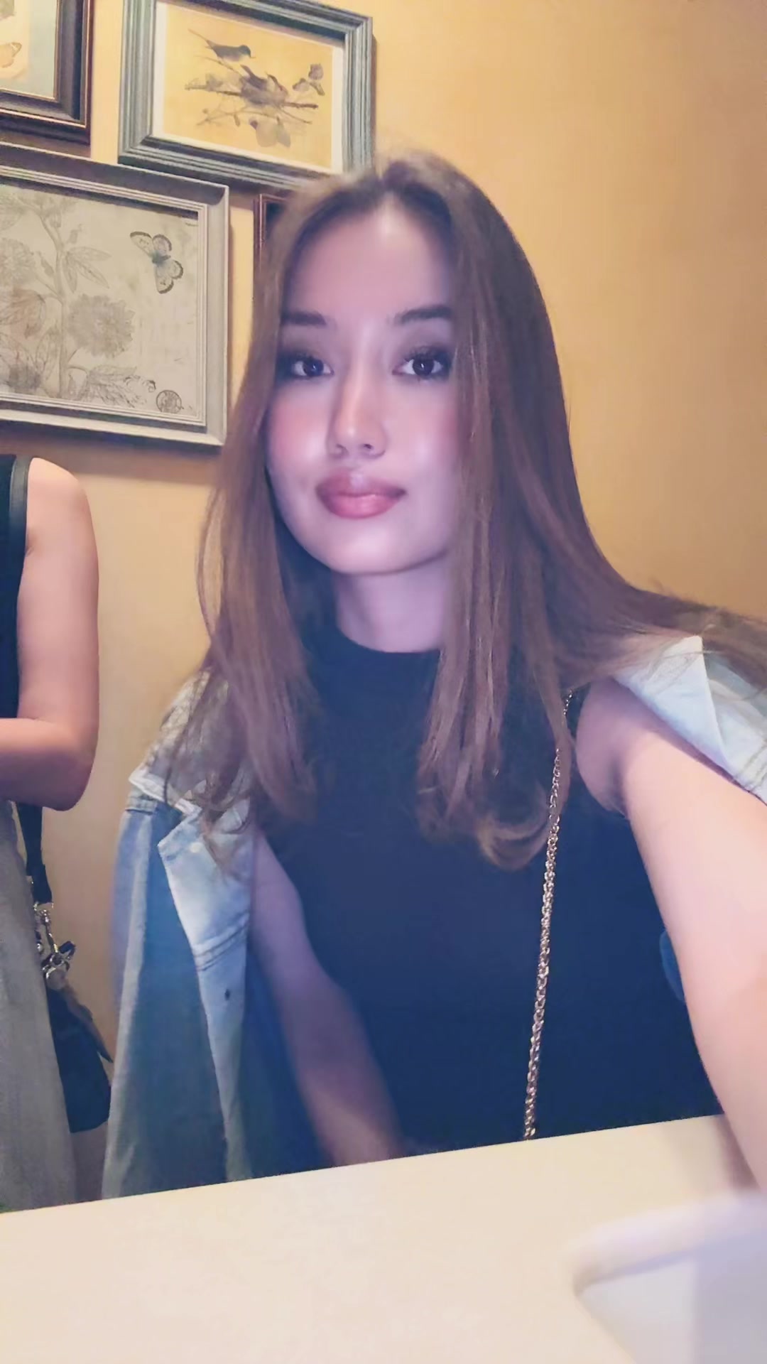 @Ақниет