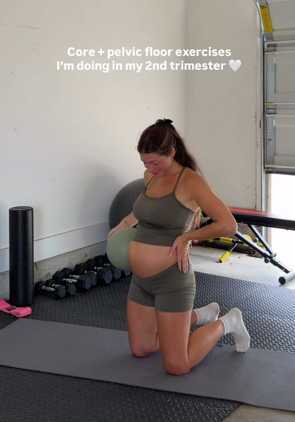 @chels | wellness & pregnancy