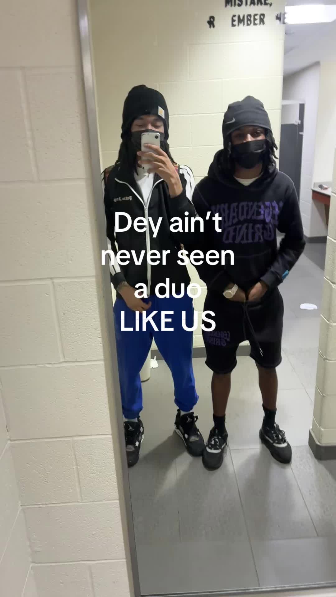 @nell_.backup