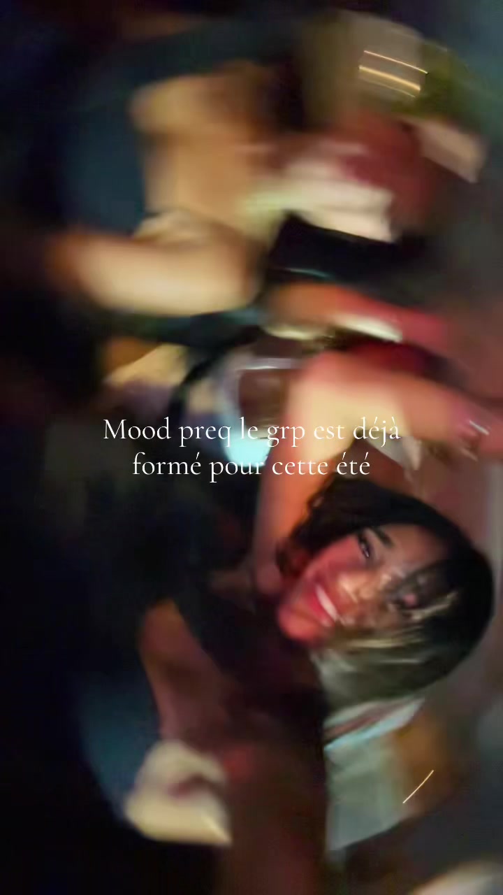 @𝐑𝐀𝐘𝐀.𝐁𝐋𝐊🥂