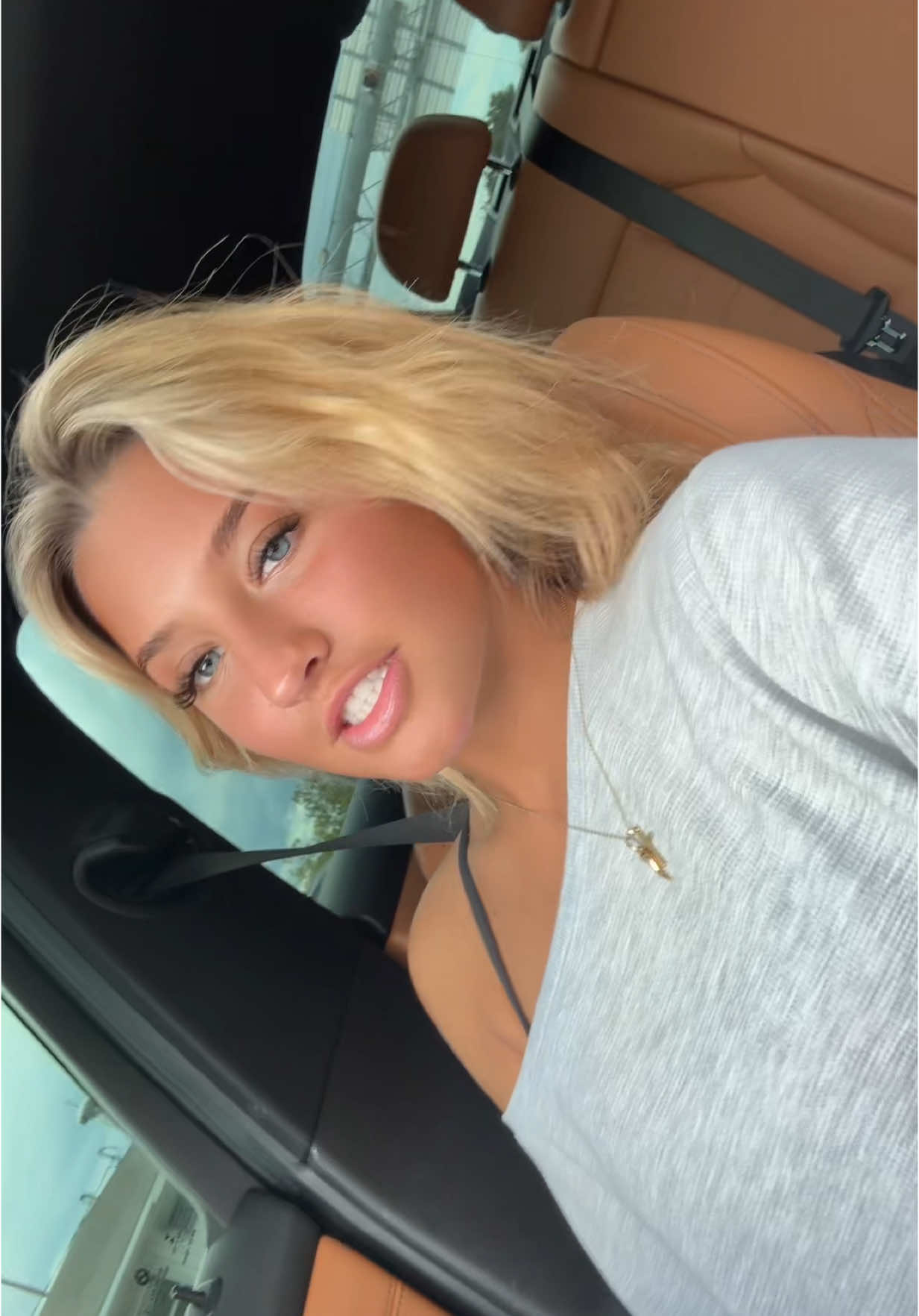 @tyannarose