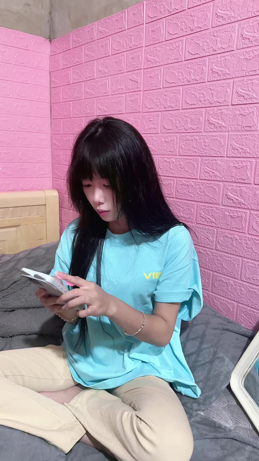 @Thuỷ Tây