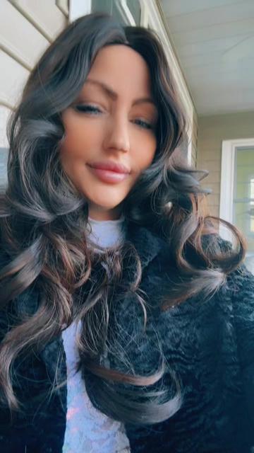 @💕millfie$t mom next door 💕