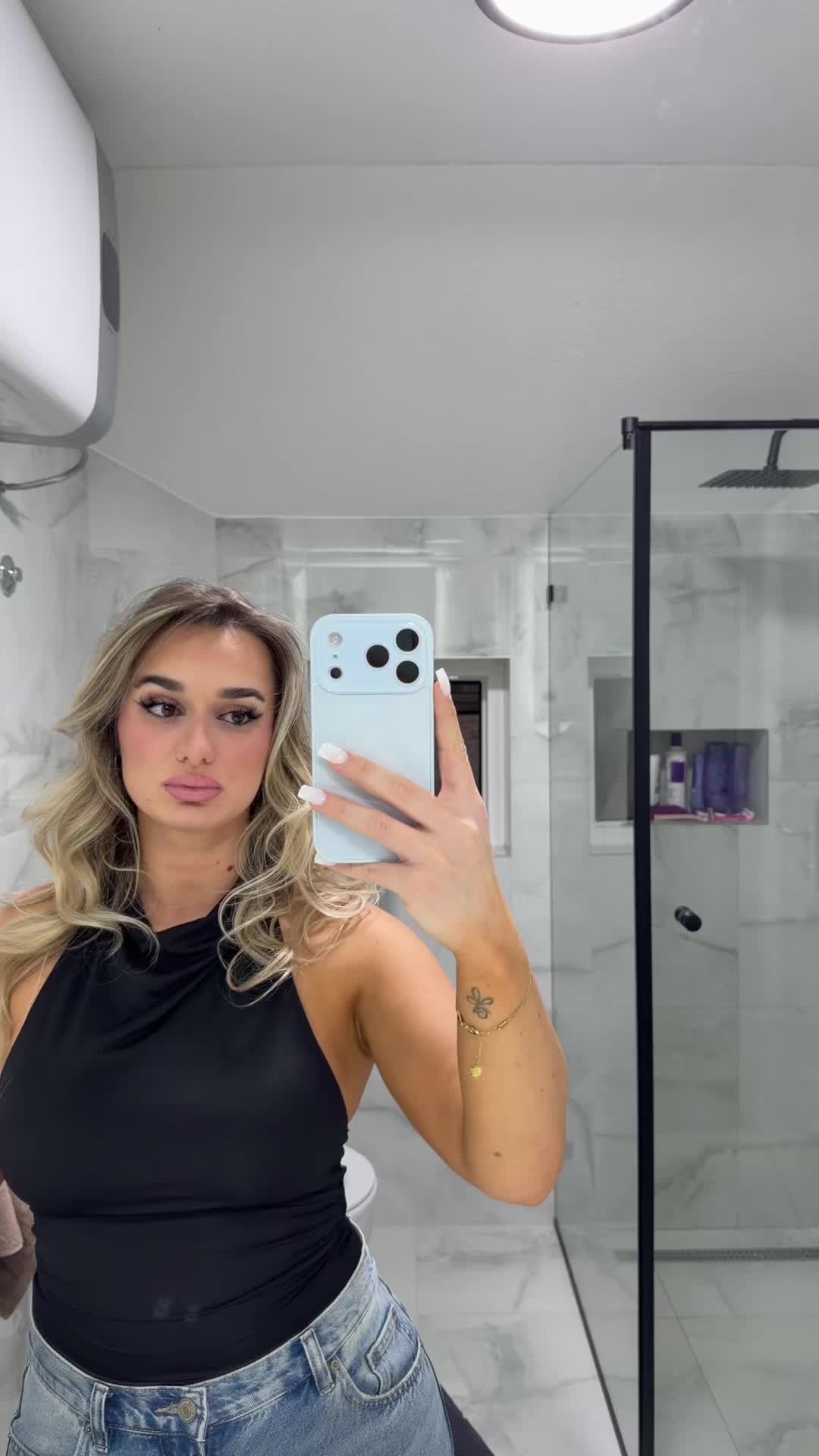 @dajanaa7