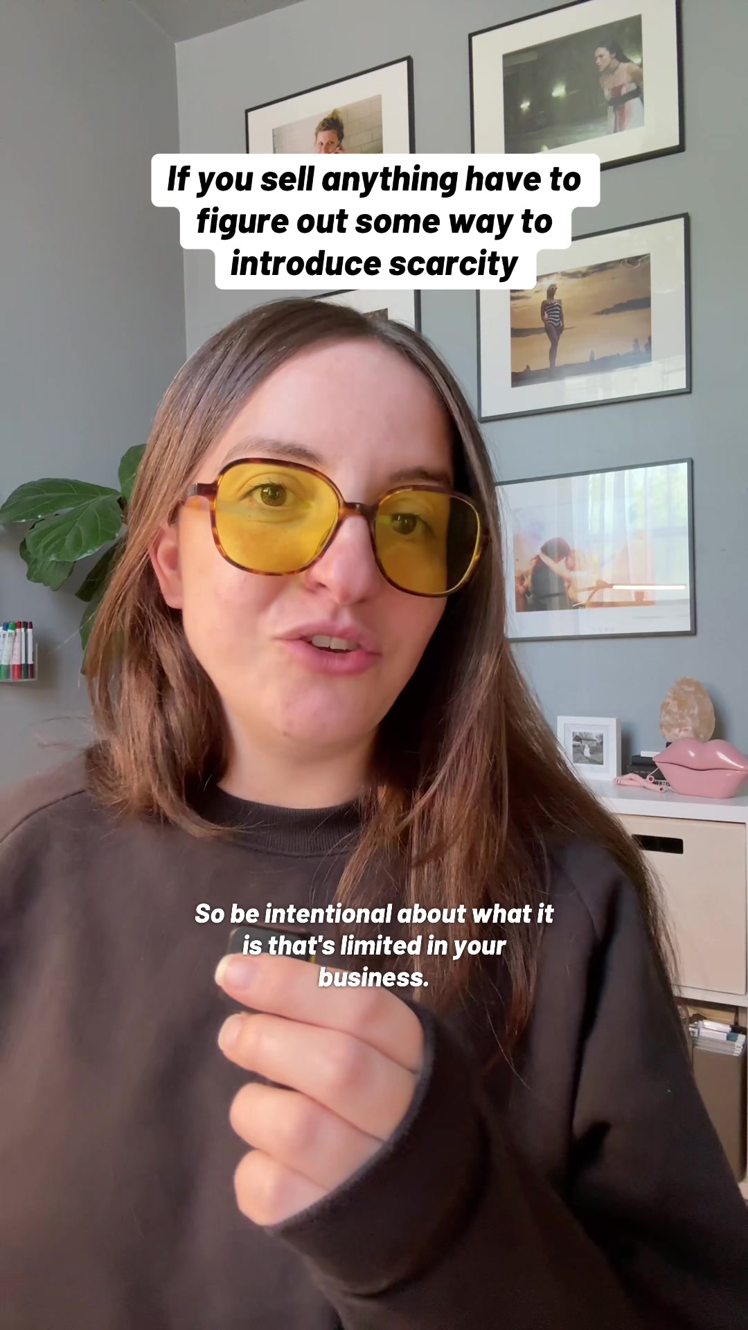 @Anja | your brand strategist ✨