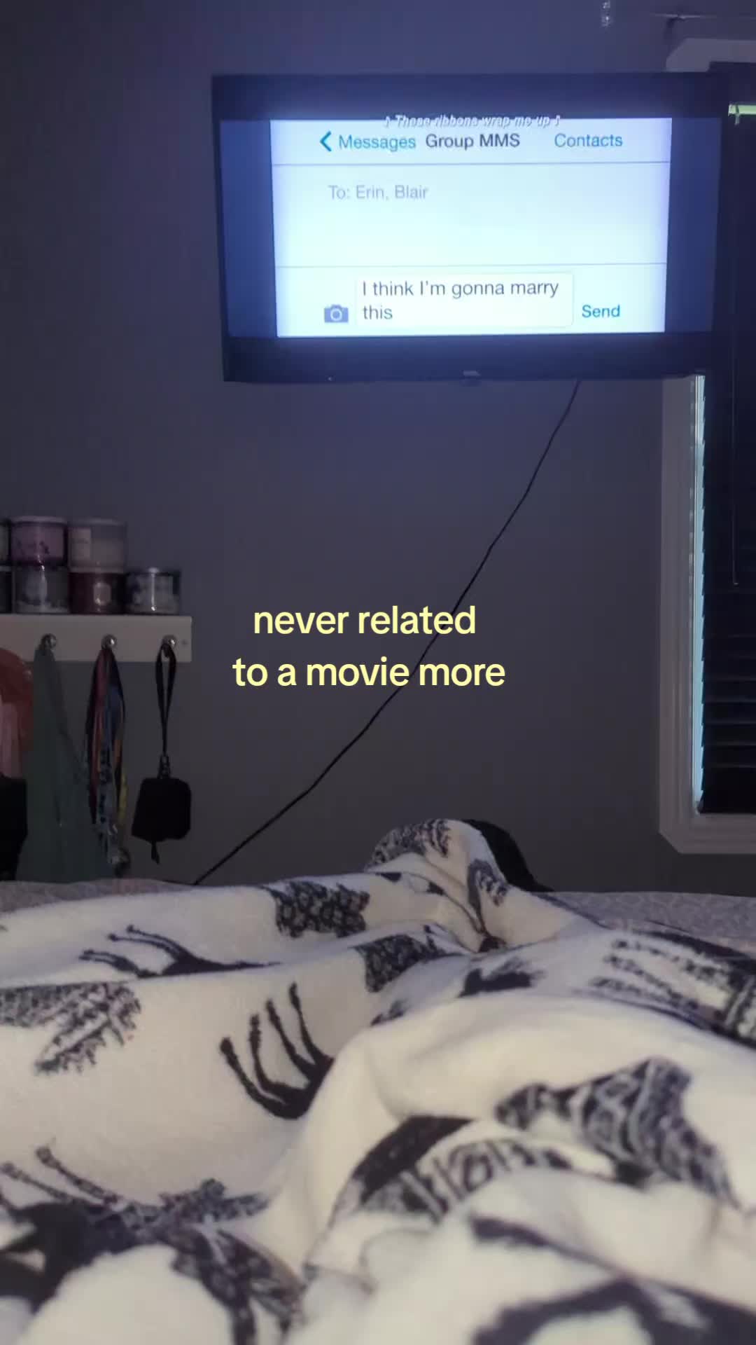 @🫰🏻