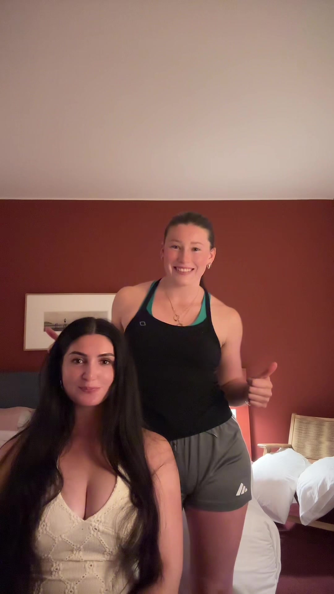 @Lara
