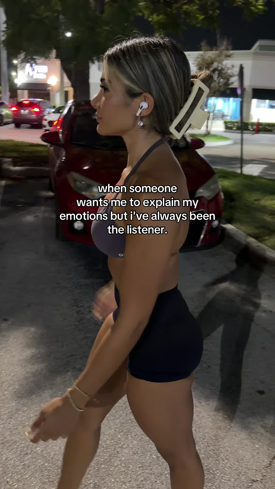 @Ella