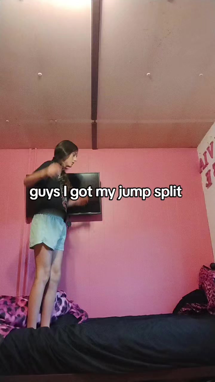 @flexy livvy