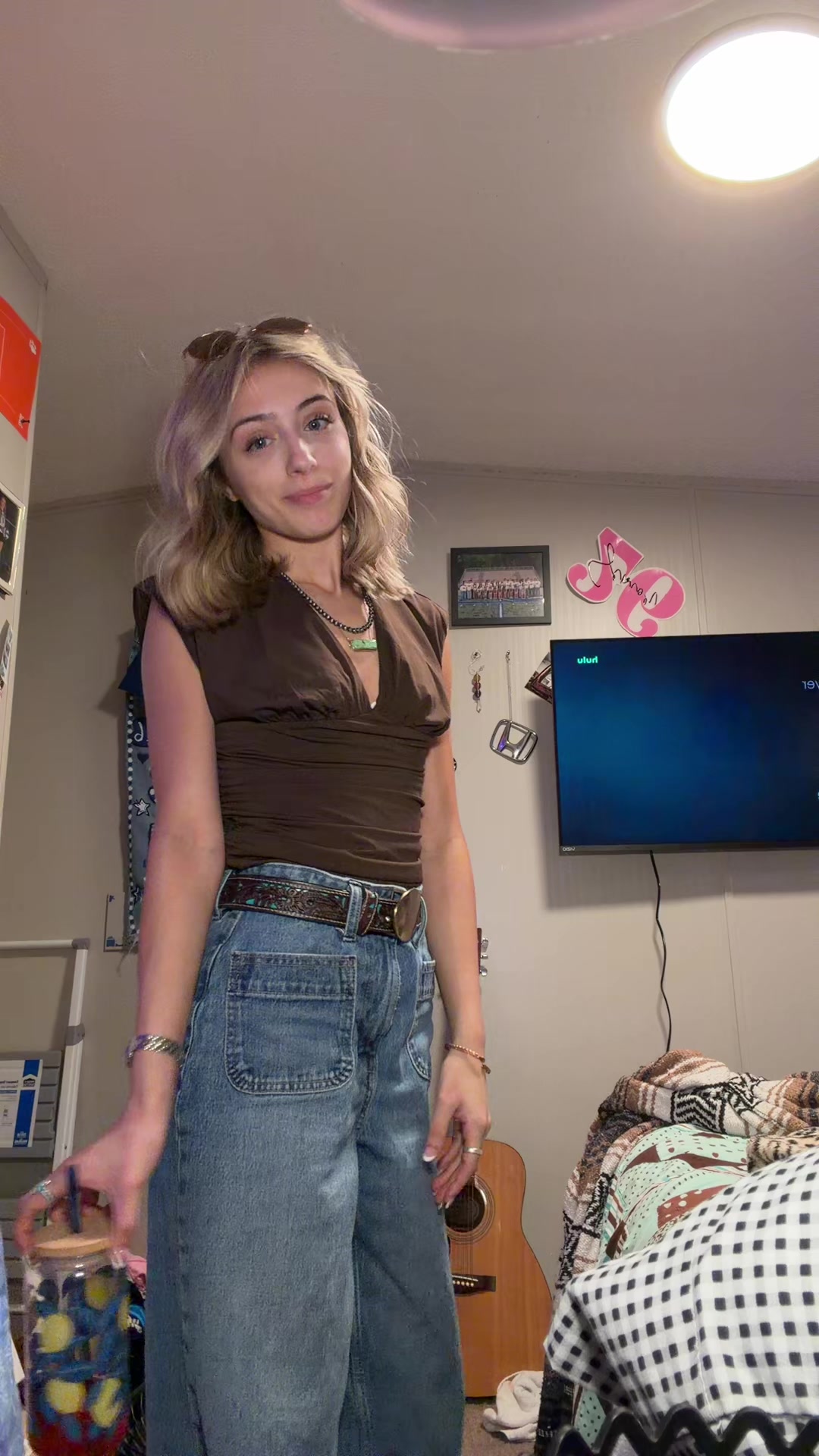 @A M Y L Y N N