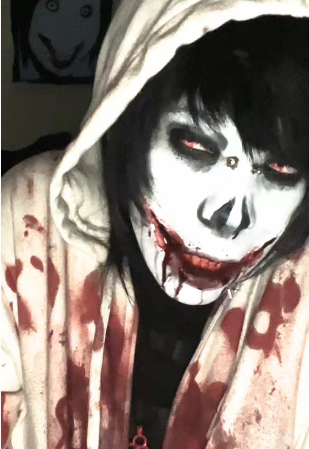 @𒉭 UrRottingVictim 𒉭