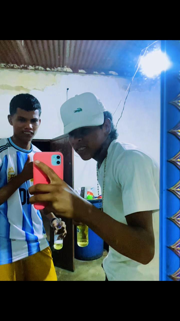 @Francito av J.