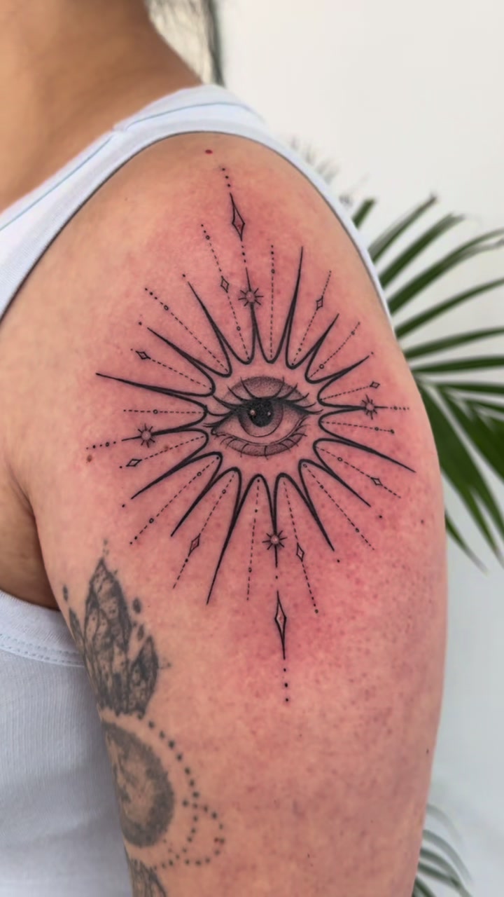 @Giu Oliveira Tattoo