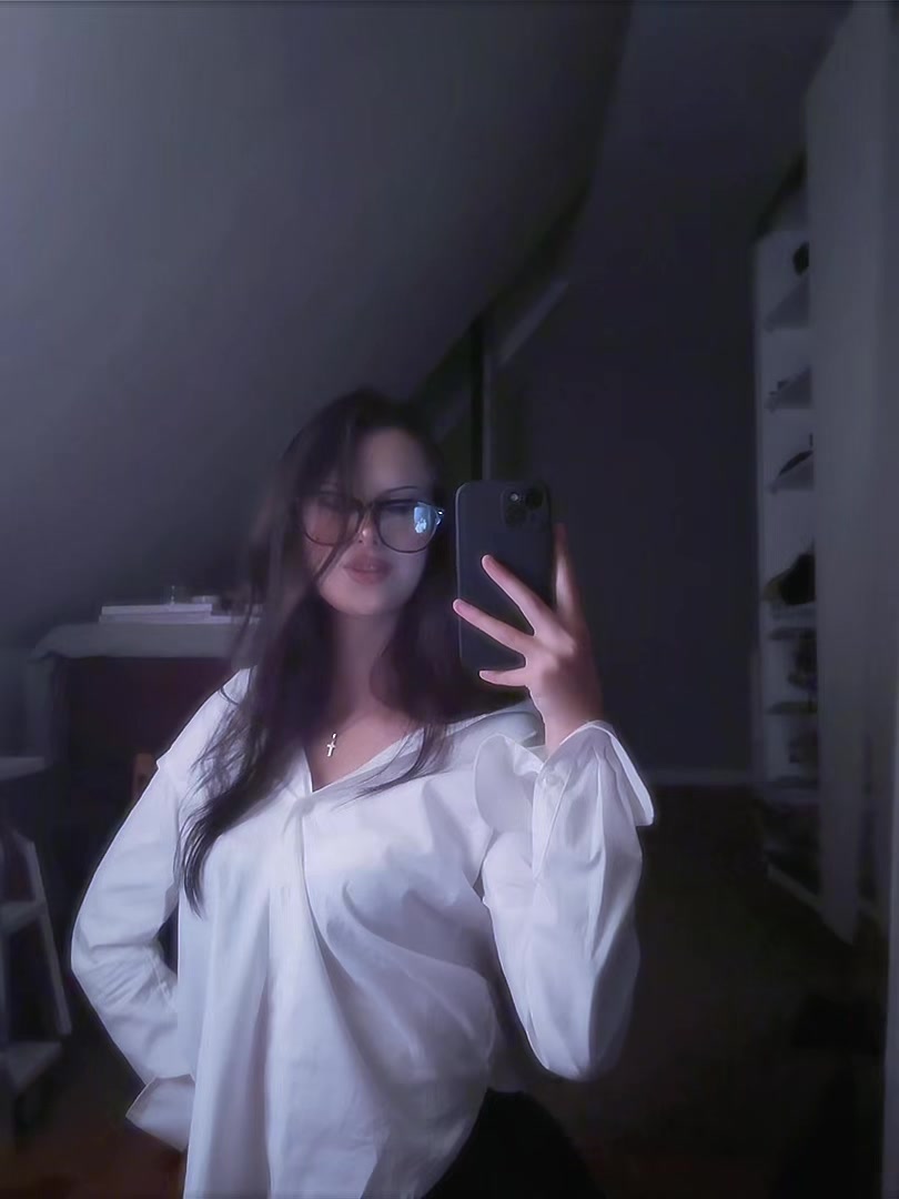 @ᶜᵃˡˡᵉᵈˡⁱˡⁱᵃ☁︎