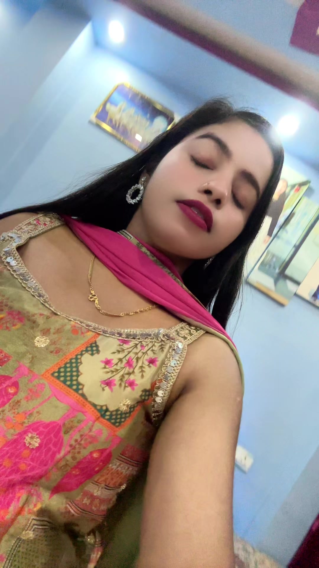 @Nishuu708
