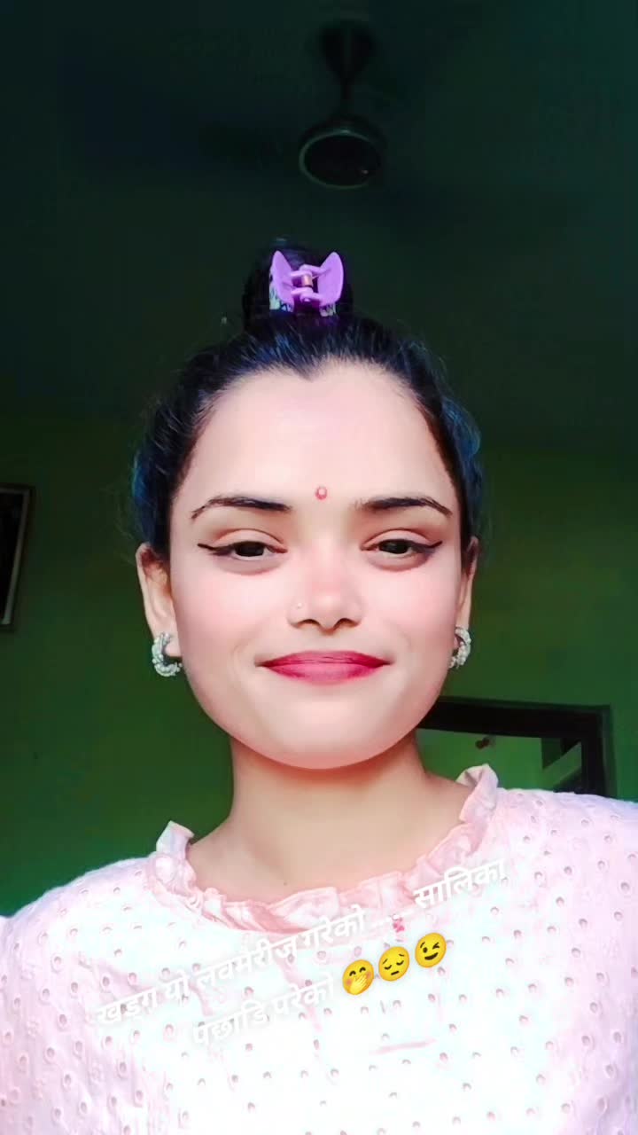 @LaX__मी 💰👀