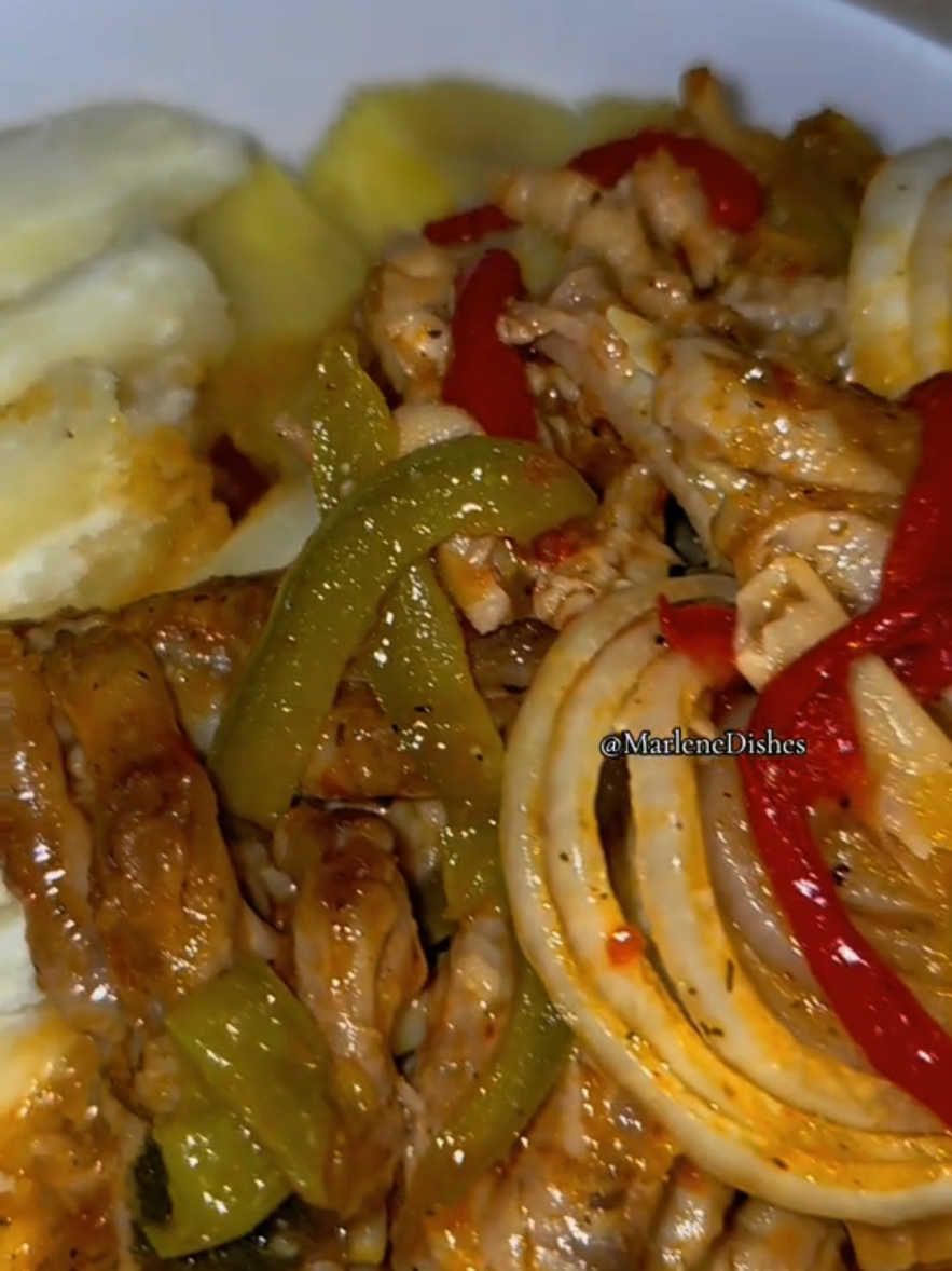 @Marlene'sLuxx_Cakes&Dishes