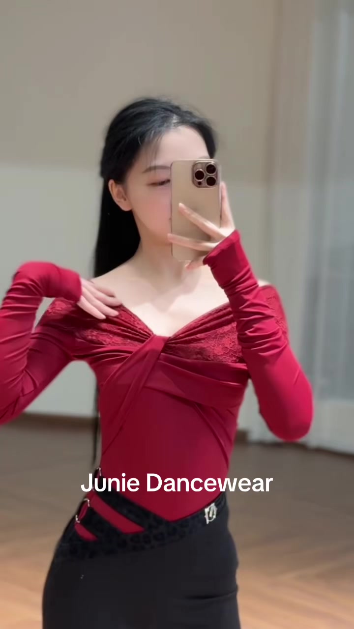 @Junie Dancewear