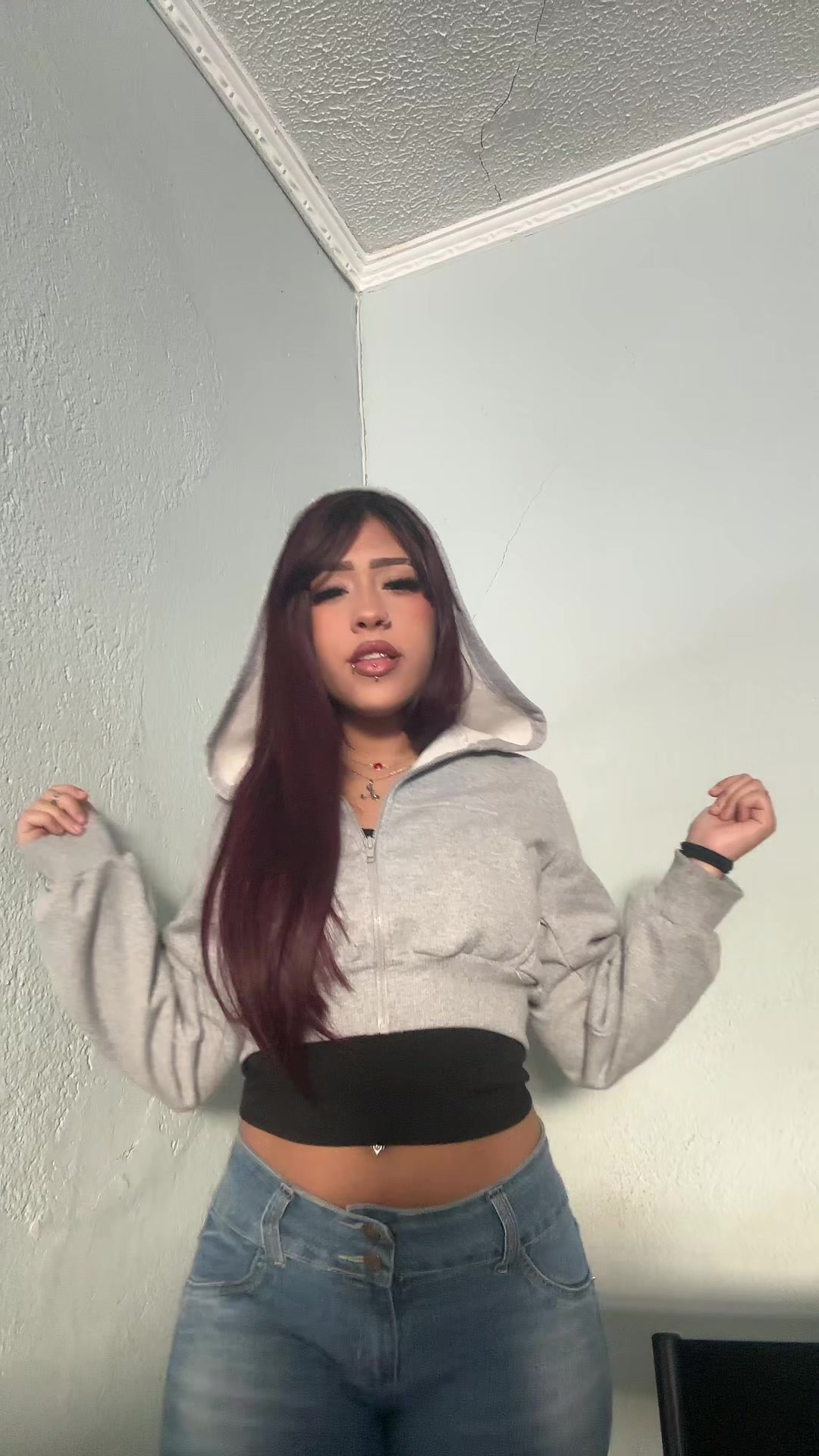 @𝑳ꨄ