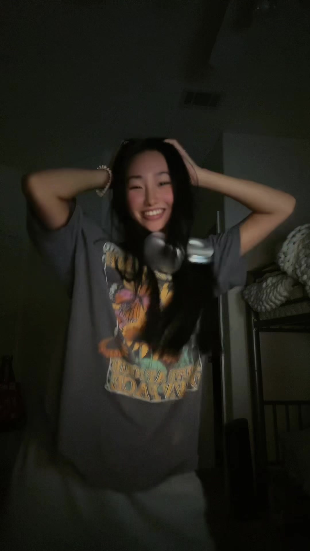@7