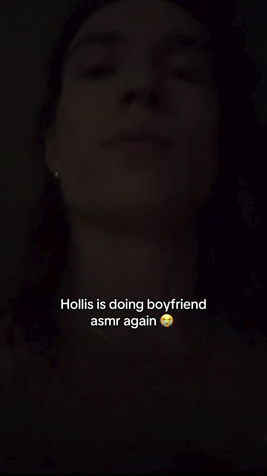 @2hollisstar