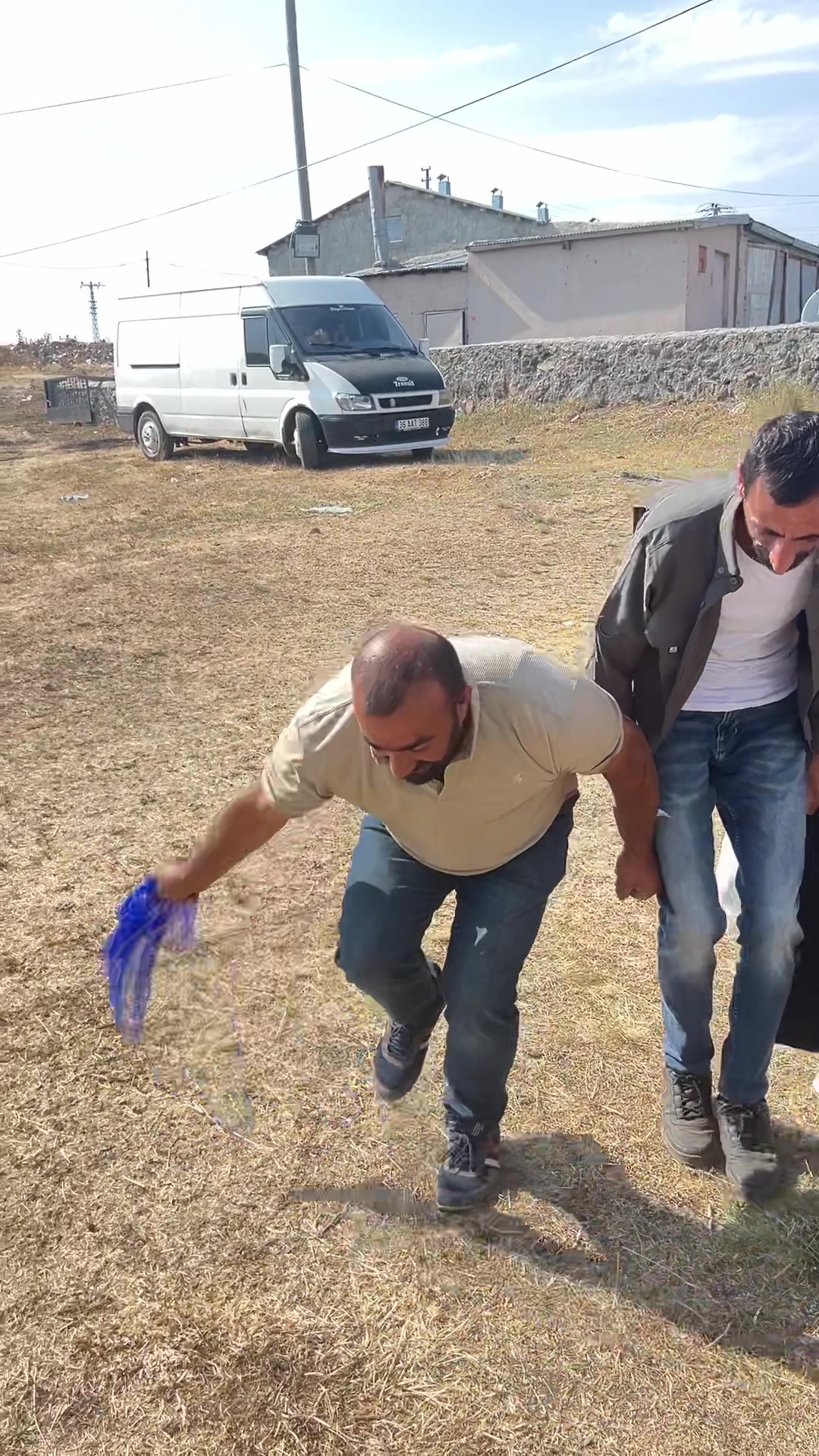 @Tarık Can💛💙