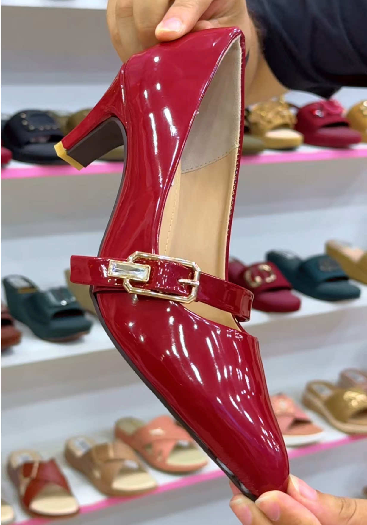@Mega Shoes point Chakwal