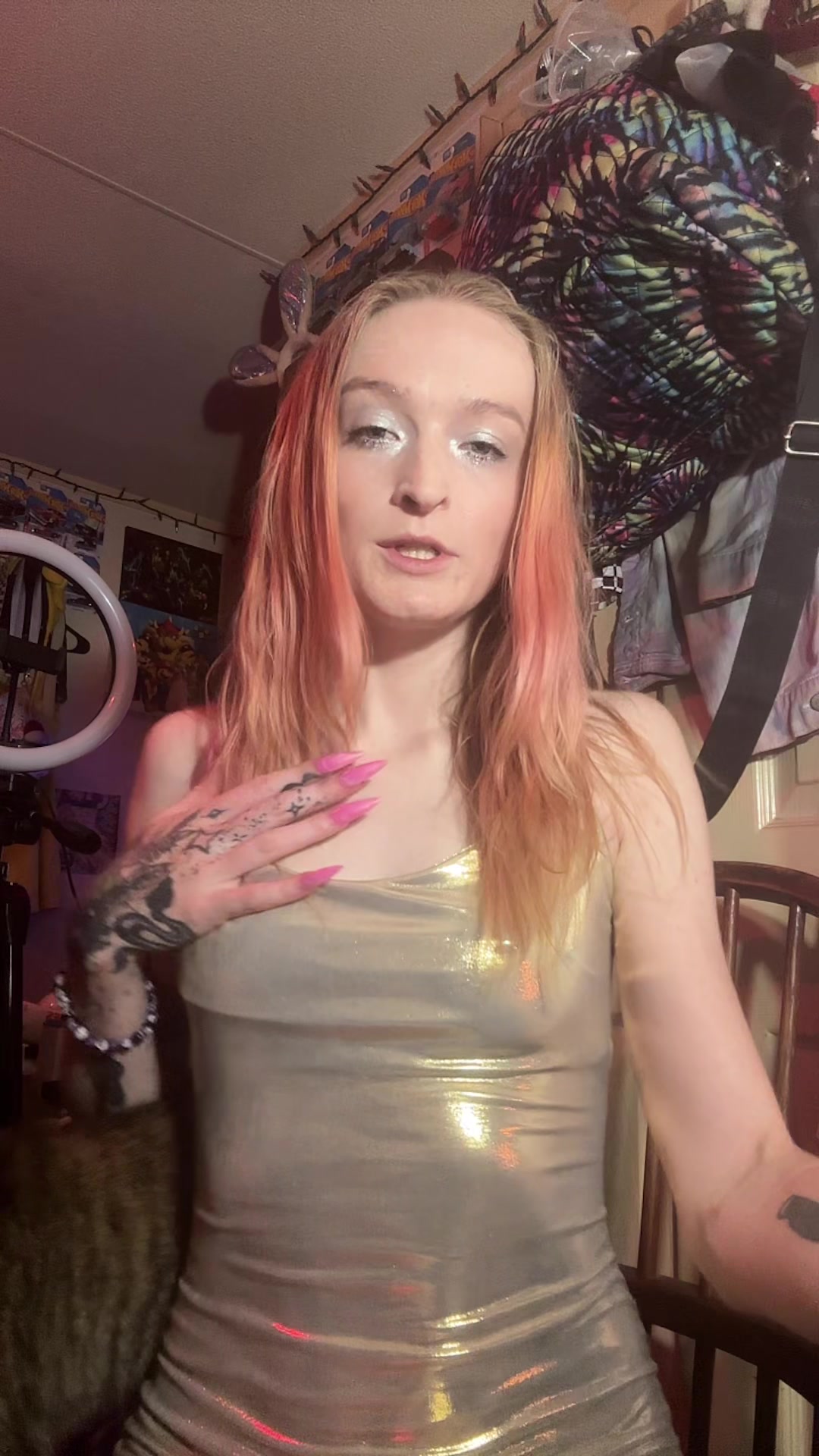 @Livv