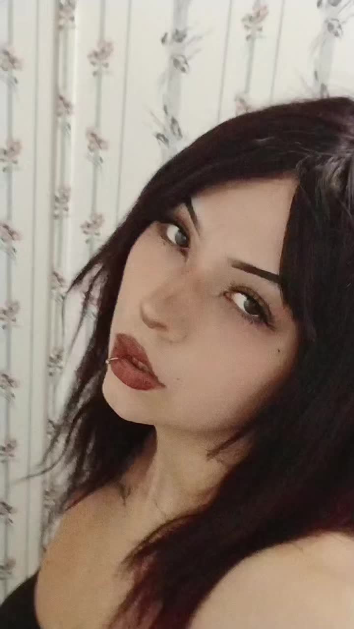 @๐๐๐๐ข๐๐ฃ