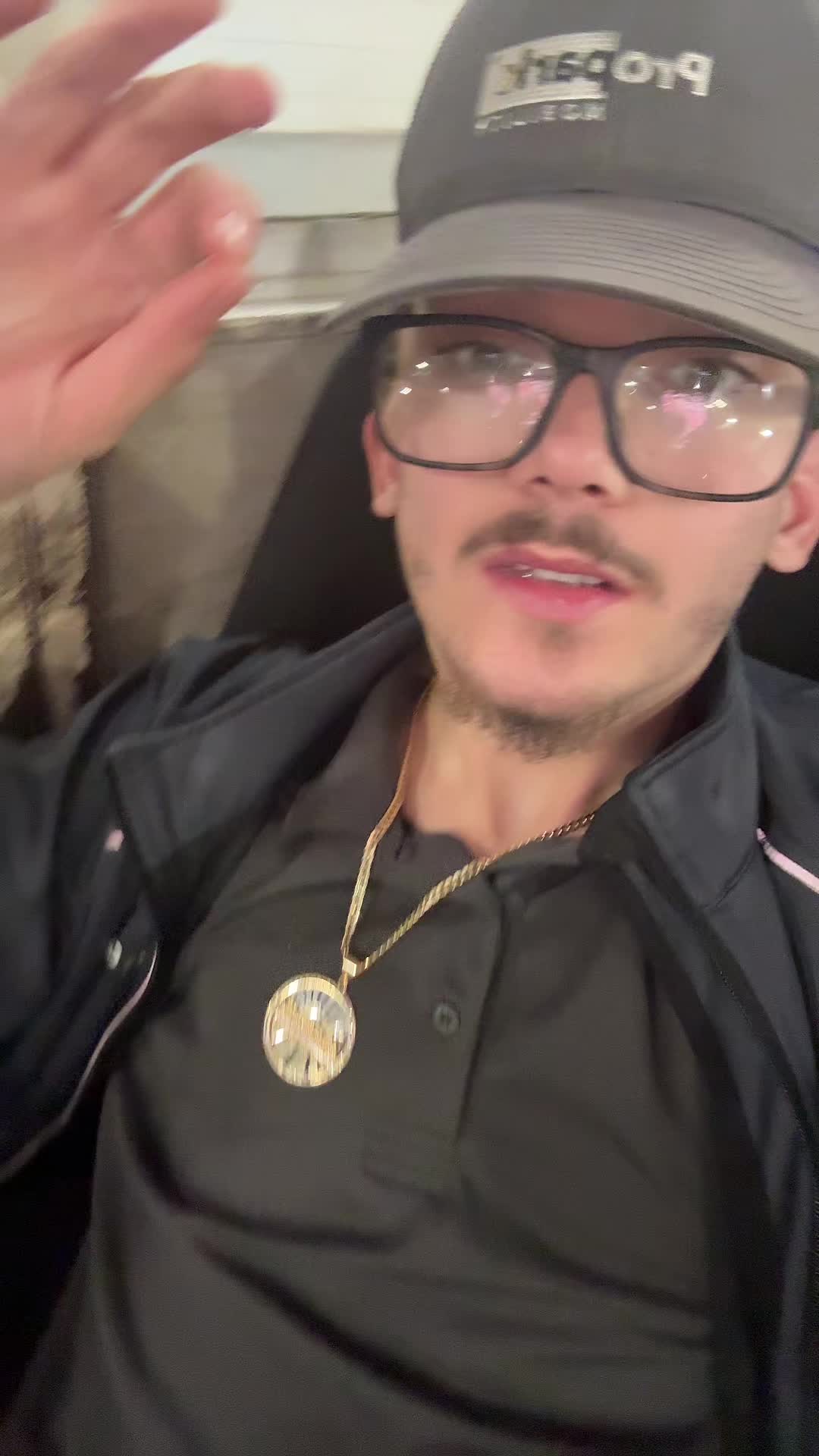 @_HuntWackEm_