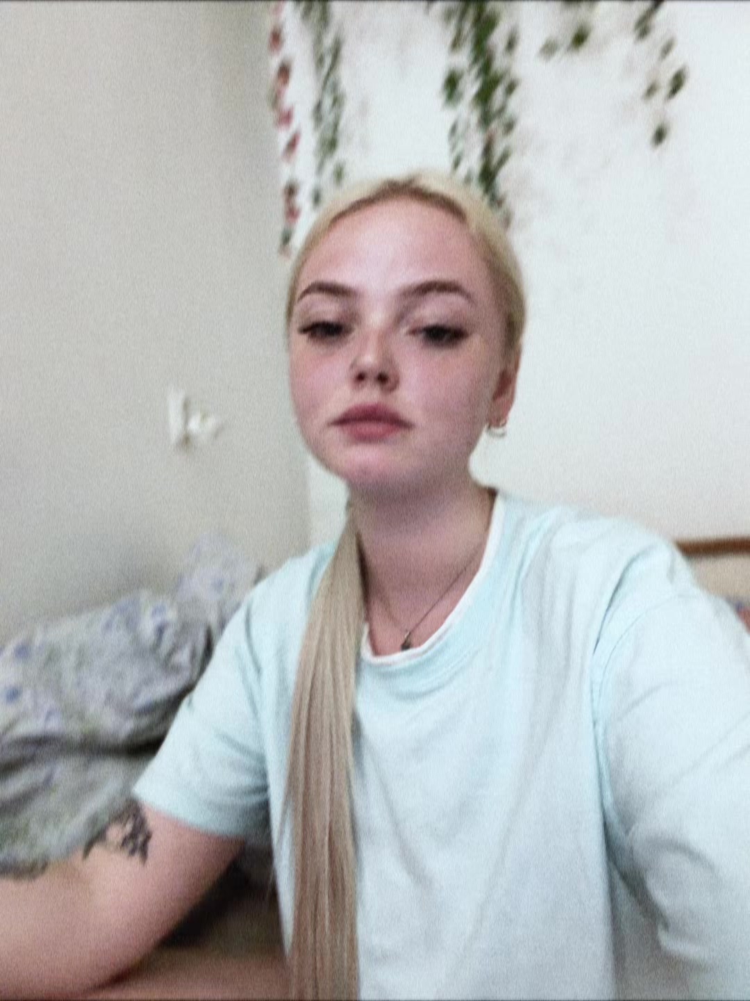 @Waifu
