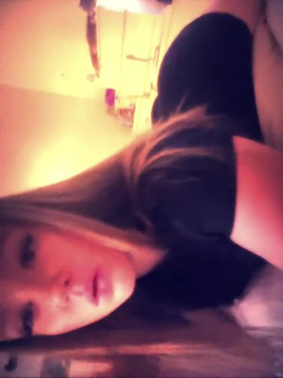 @𝒶𝓁𝒾𝒸𝑒🌟