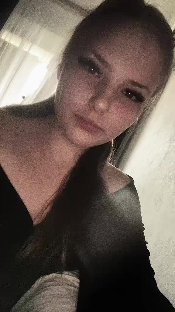 @Вишнёвая🍒