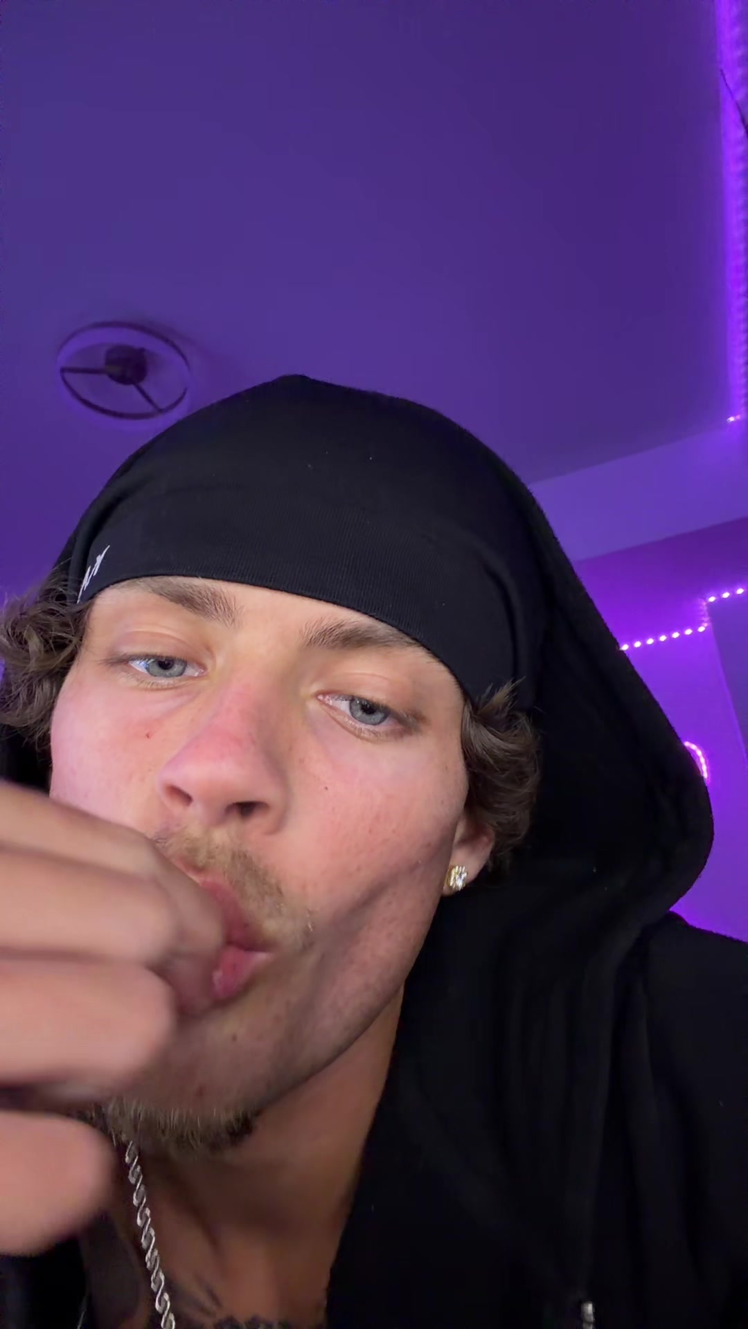 @idkaceakers