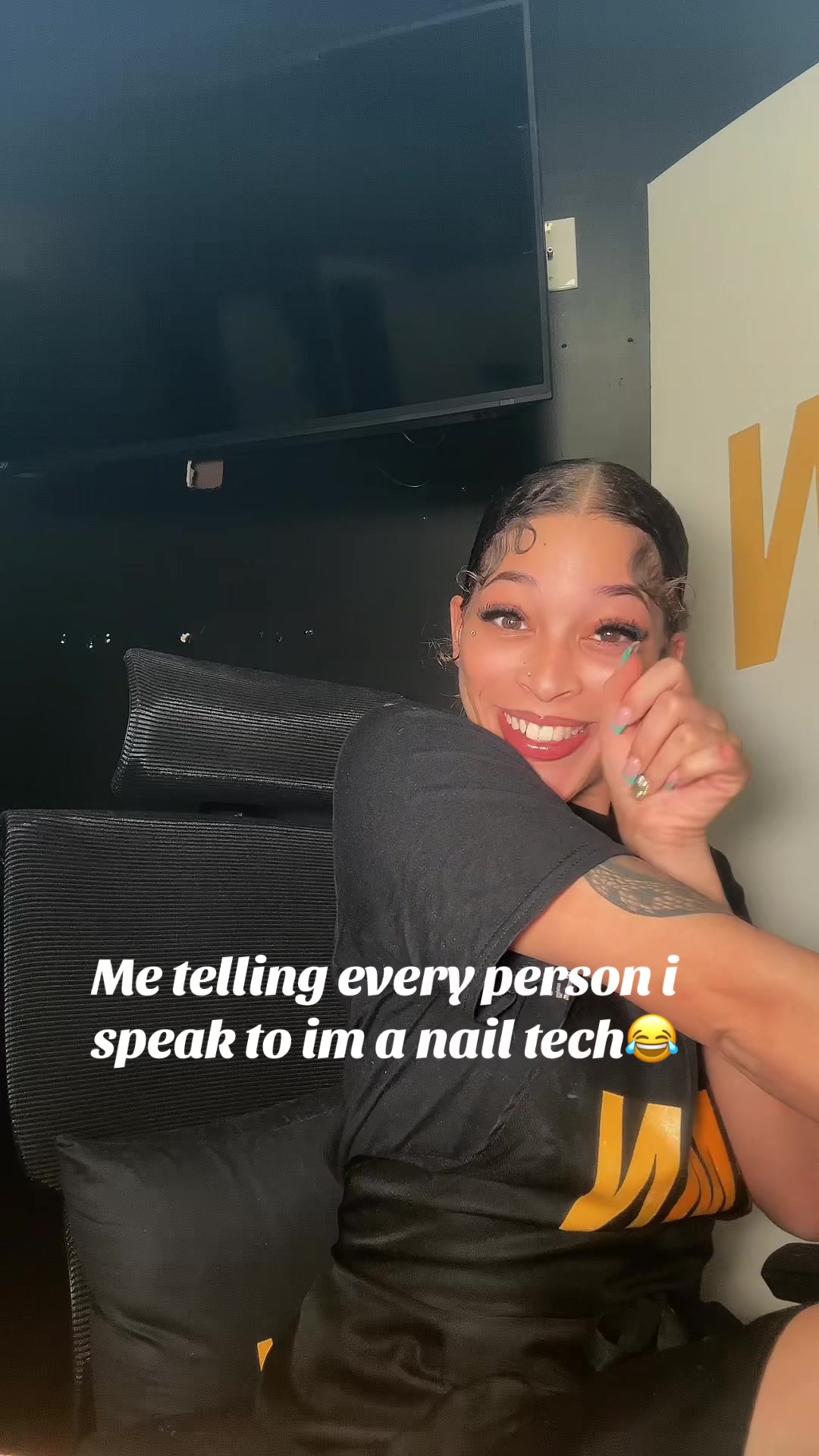 @nailartistnayy_