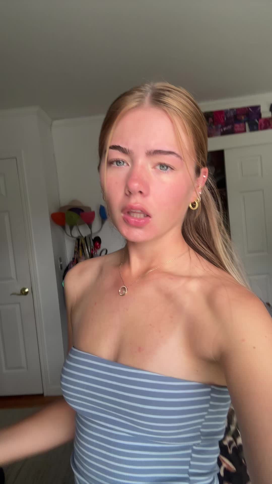 @<3