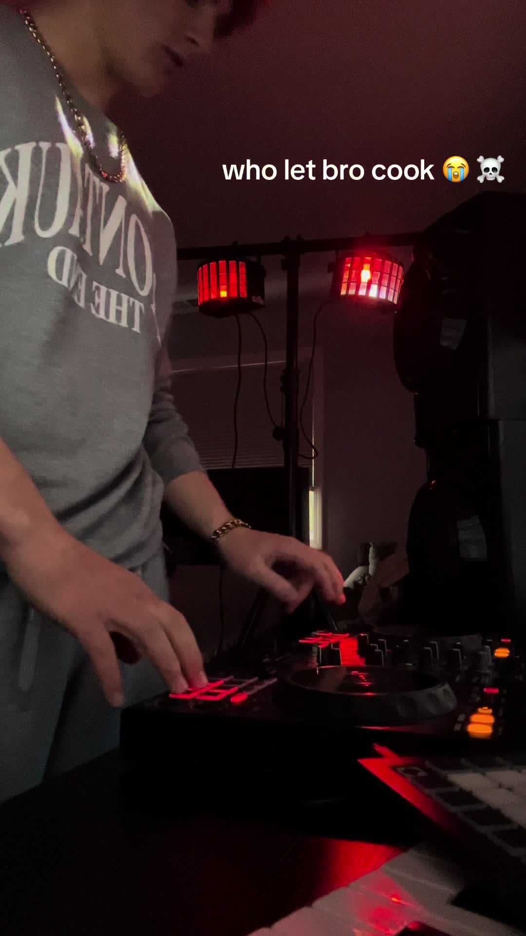 @dj4iv