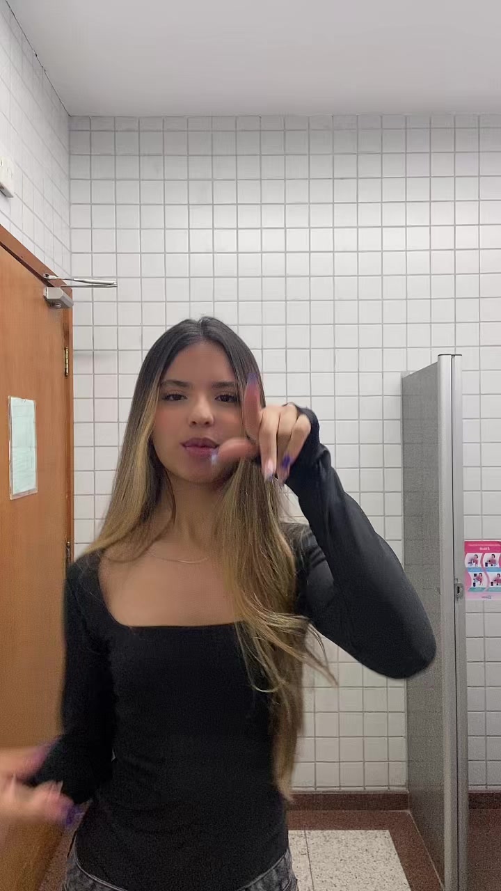 @m.
