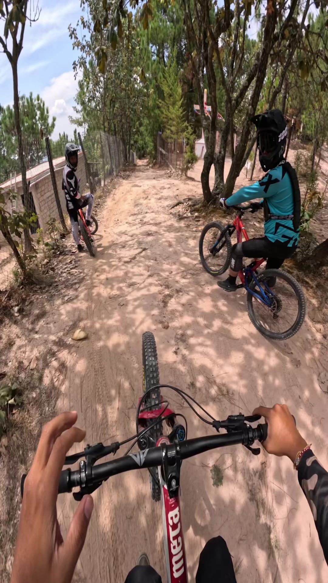 @Sebas Sotelo 🚵🏽 📽️