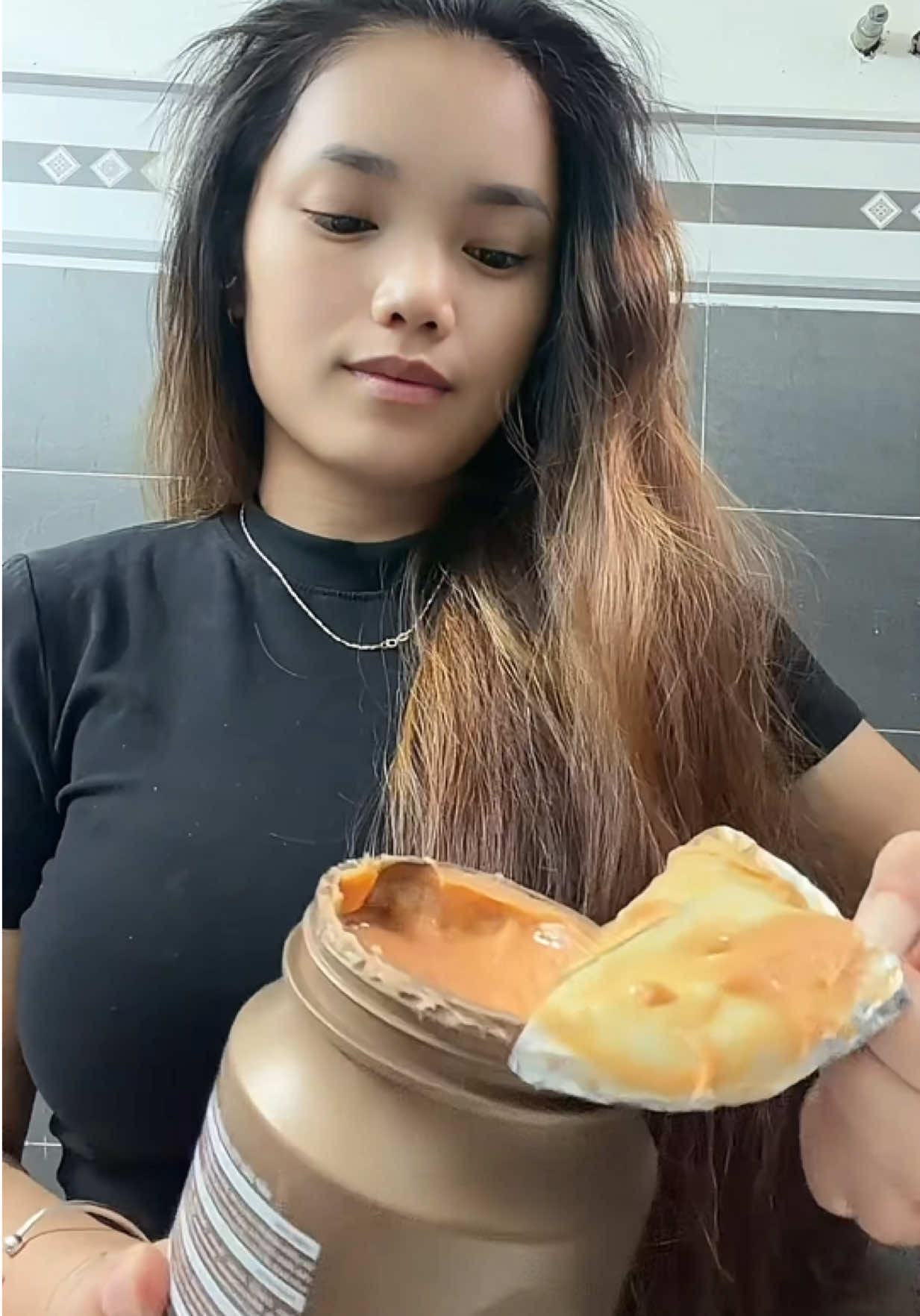 @Ho&agrave;ng Yến 🌹