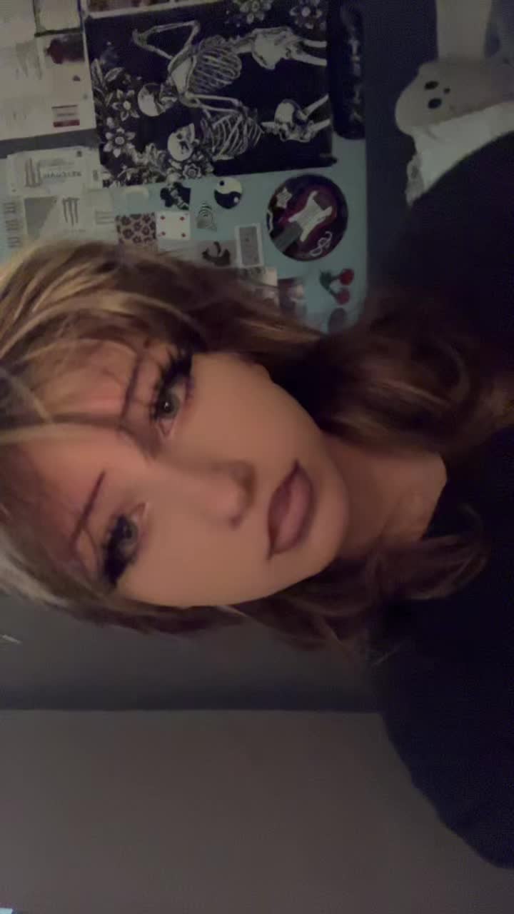 @lizzystarz