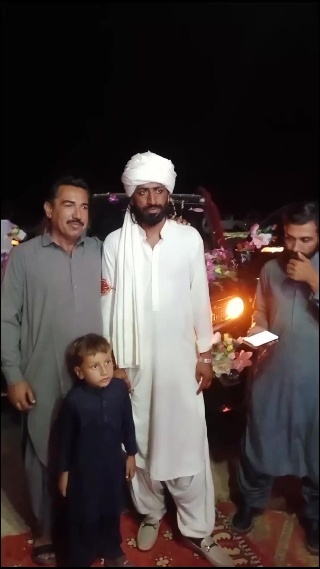 @Hanif baloch pahadi wala