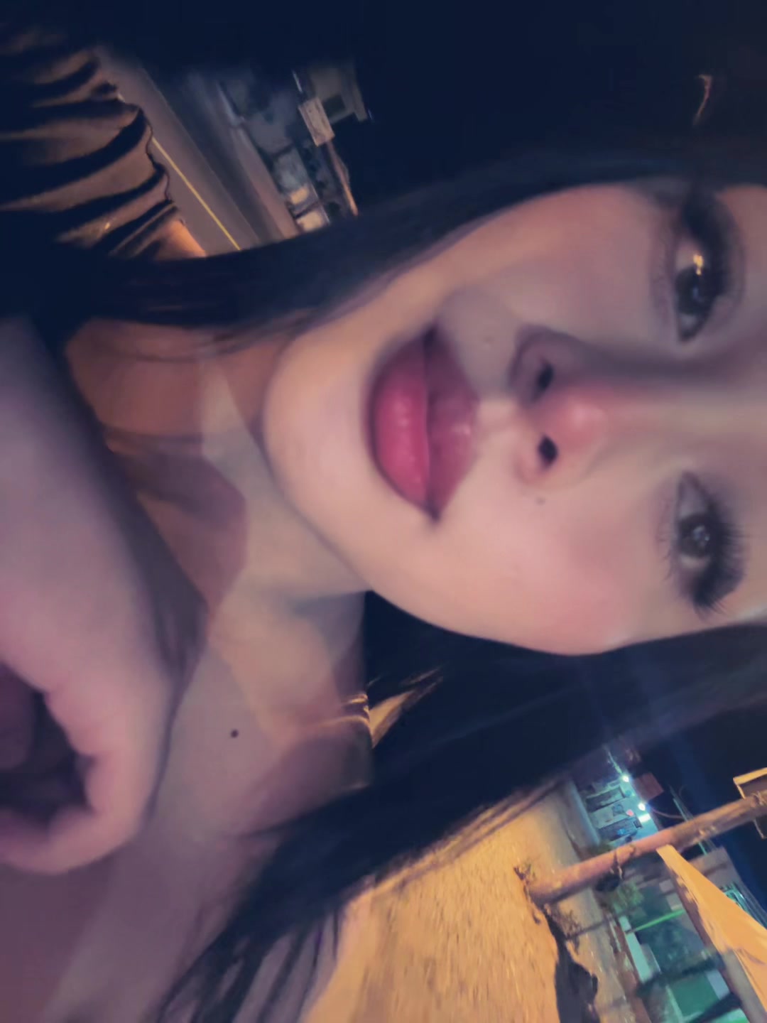 @Mariu_🦦