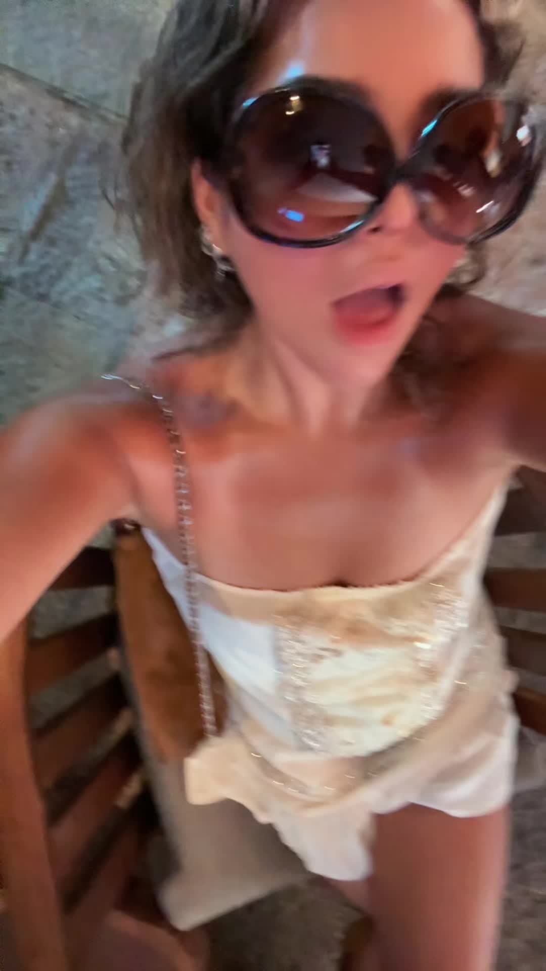 @l€l€
