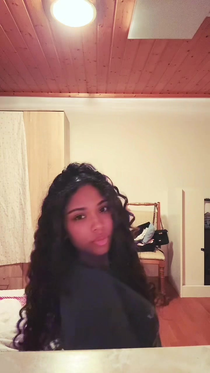 @vivi
