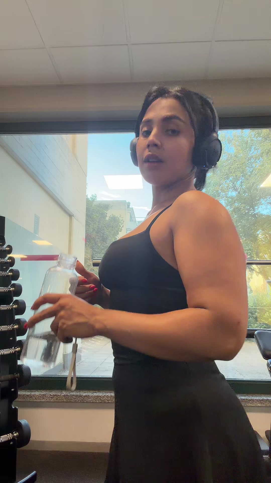 @simonaafior