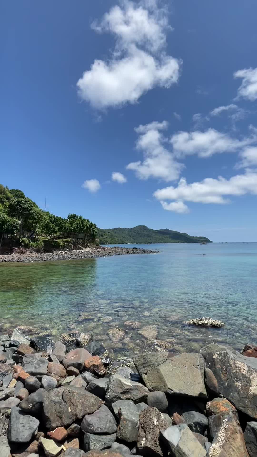 @lemukutan_island