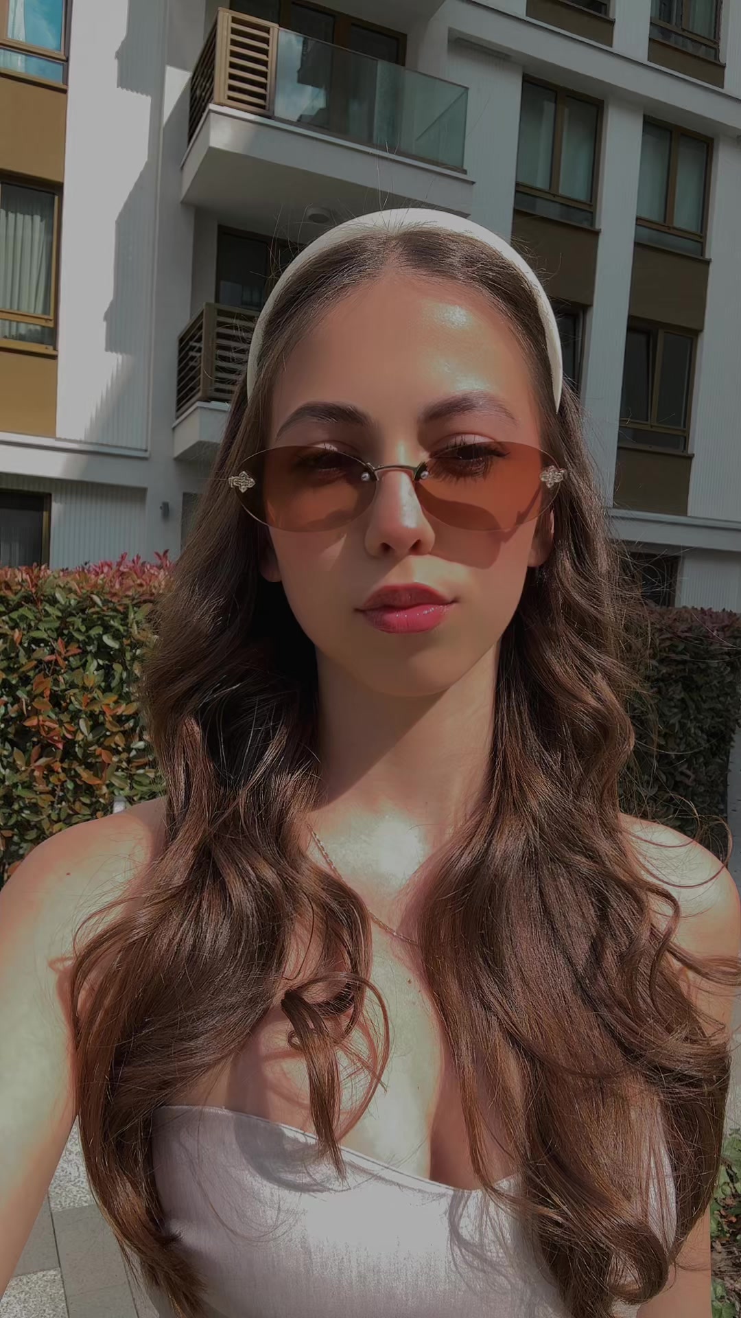 @Marija