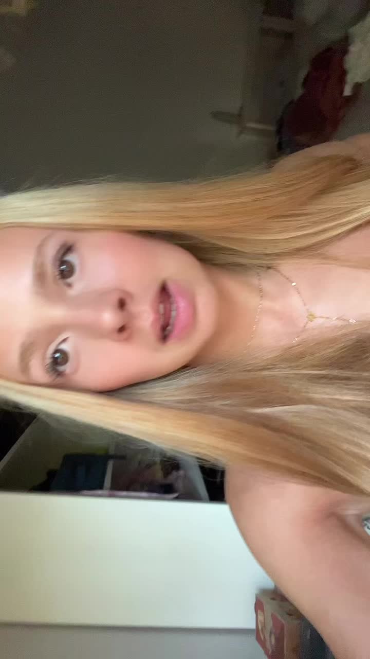 @𝐿𝑒𝓃𝒶