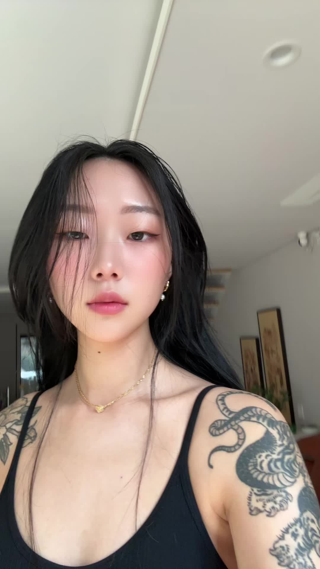 @bisouxheesoo